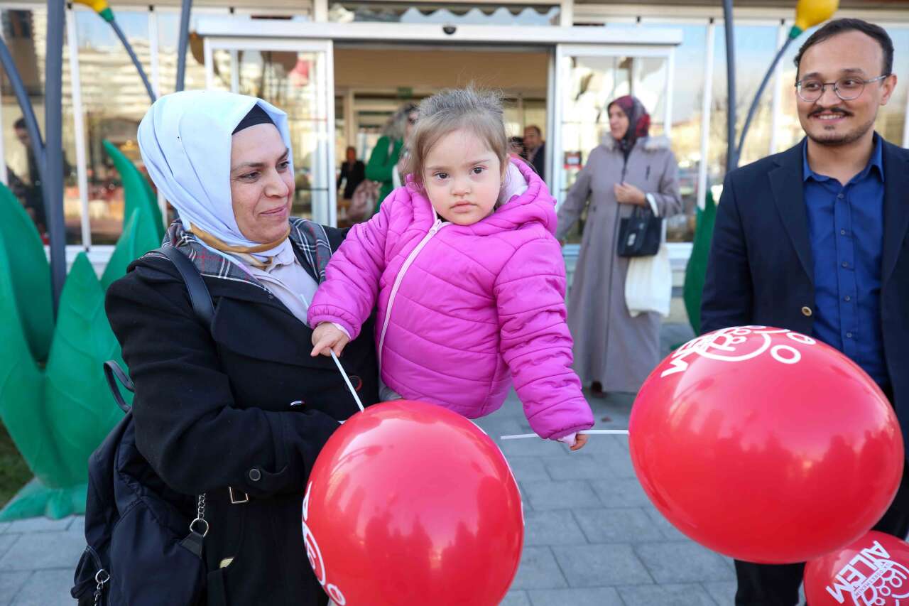 Konya’da büyük buluşma! Özel çocuklar ve aileleri bir araya geldi 5